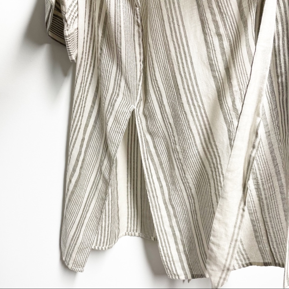 Universal Thread Striped Kimono - Picture 5 of 6
